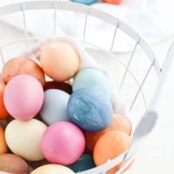 How to Make Natural Egg Dye in the Instant Pot