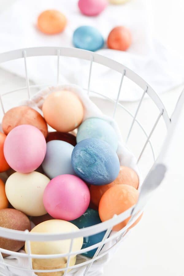 How to Make Natural Easter Egg Dye in the Instant Pot Pressure Cooker