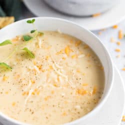 Instant Pot Creamy Cauliflower Soup
